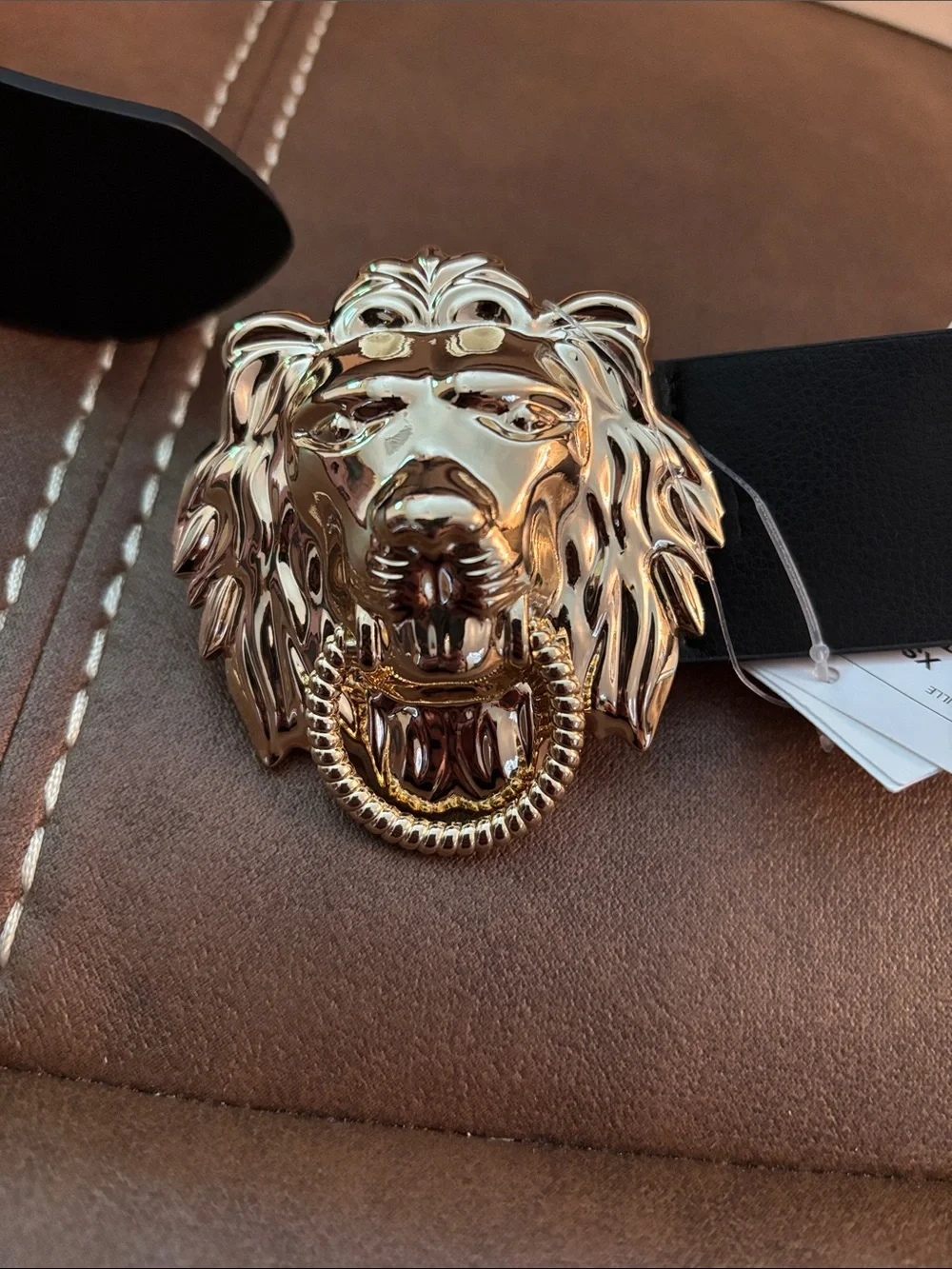 H&M Black Belt with Gold Lion Head Buckle - Picture 3 of 5